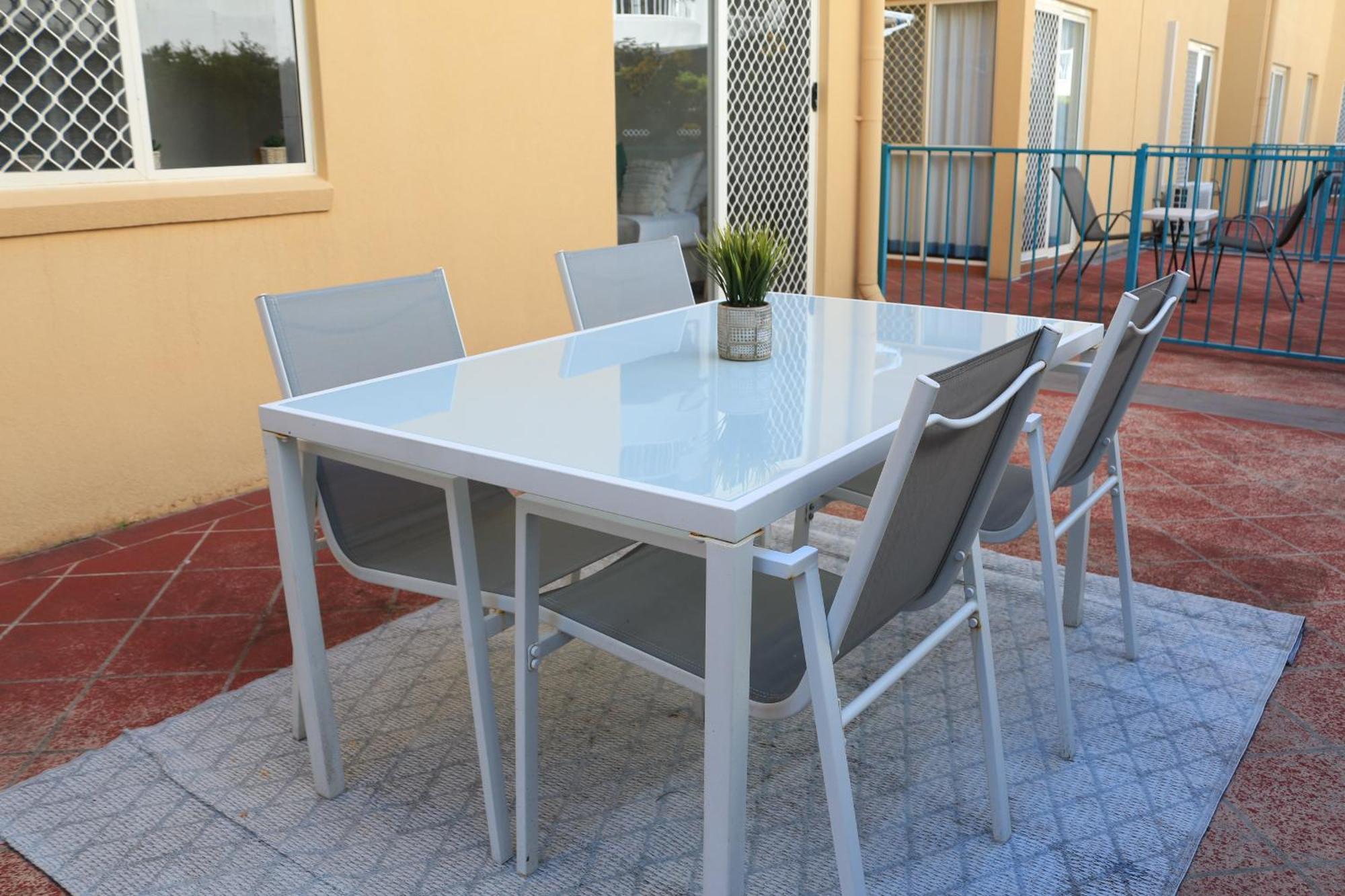 Chevron Island Apartment - Cozy And Convenient Gold Coast Eksteriør bilde
